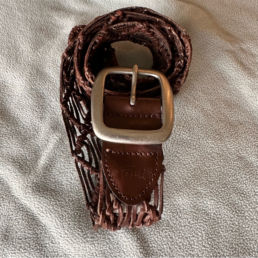 Fossil Leather woven crochet brown belt Women’s size Small open weave Boho Style